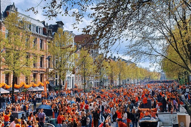 Amsterdam King’s Day Boat Party with Unlimited Drinks 2026 - The Canals View: Why a 1.5-Hour Cruise Works