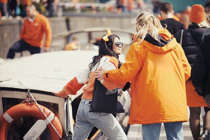 Amsterdam King’s Day Boat Party with Unlimited Drinks 2026 - Group Size Matters: What Max 50 Travelers Means