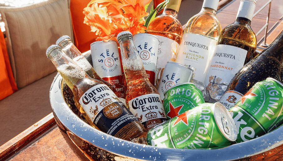 Amsterdam: King's Day Party Cruise with Open Bar & Music - What the Boat Setup Means for Comfort (Open vs Closed Saloon)