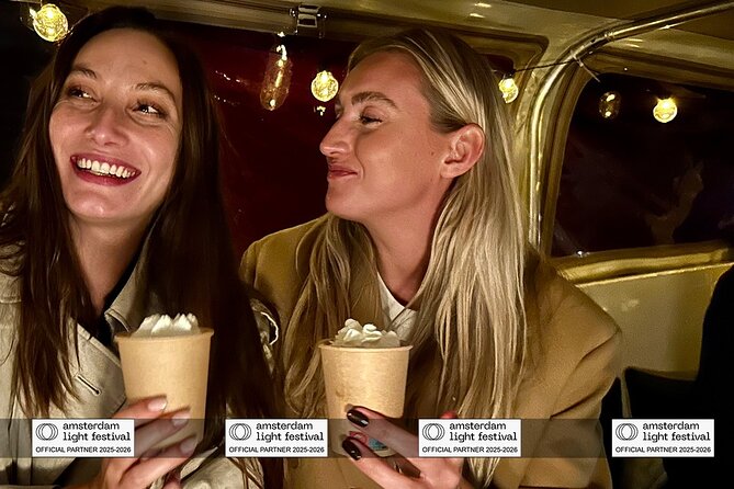 Amsterdam: Light Festival Boat with Unlimited Drinks & Snack - Boat comfort: half-open versus covered, and how to dress