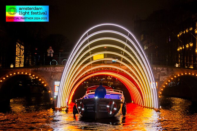 Amsterdam Light Festival Canal Cruise + Unlimited Drinks Option - How the live commentary and guide add context