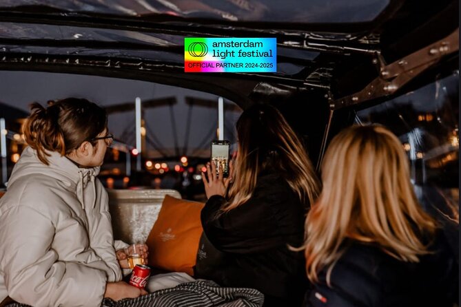 Amsterdam Light Festival: Cruise Unlimited Drinks & Bite option - Boarding at Prins Hendrikkade 33A: Timing, Lines, and Getting Onto the Boat