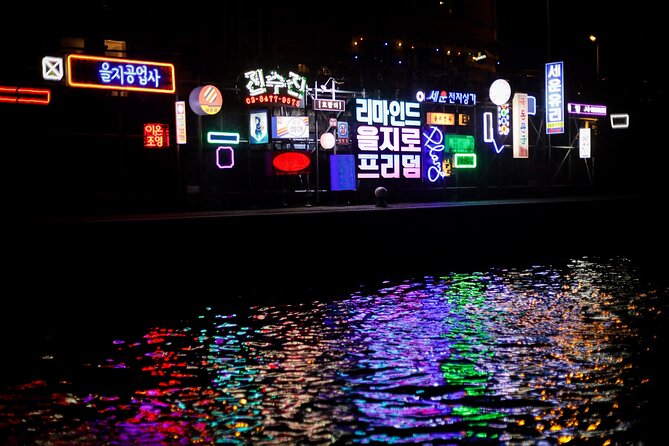 Amsterdam: Light Festival Cruise with Unlimited Drinks Option - The Amstel Route: Central Station, NEMO, and That Romantic Bridge