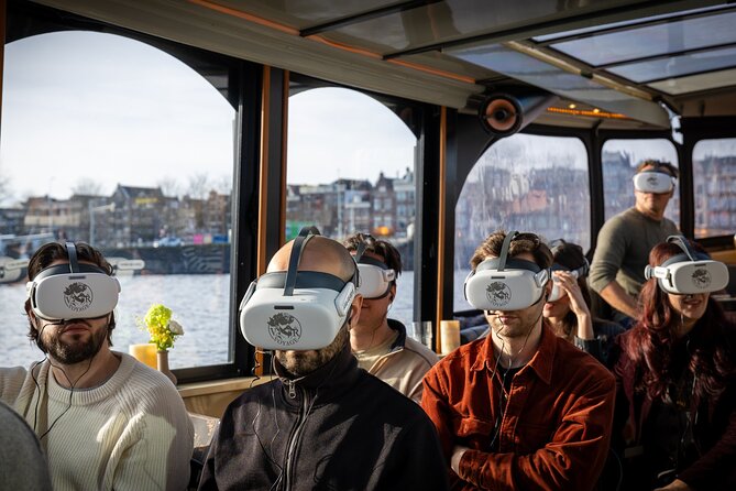 Amsterdam: Luxury Canal Cruise with Historic VR Experience - The 17th-century Amsterdam moments you will actually notice