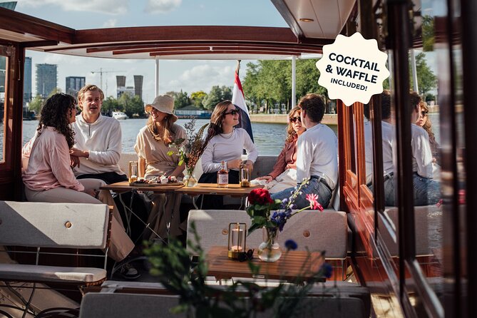Amsterdam: Luxury Saloon Boat Cruise with Cocktails & Waffle - Key things to know before you board