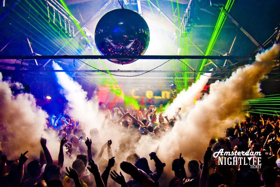 Amsterdam: Maijard 3-Course Menu and Nightlife Ticket - Bonus perks beyond clubs: Hot Or Not, Delirium, Douglas