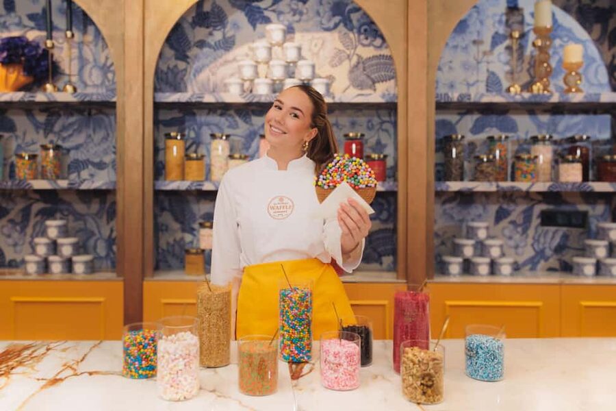 Amsterdam: Make your own Dutch Stroopwafel Workshop - The Decorating Lab: Chocolates and Toppings You Can Pick Freely