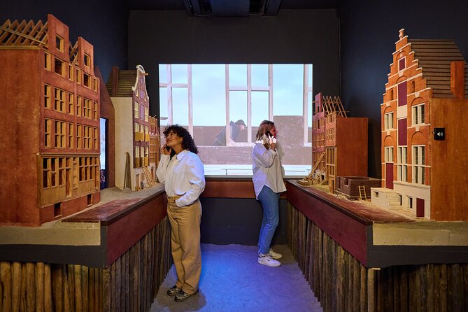 Amsterdam Museum of the Canals Admission Ticket with Audiotour - Classical period rooms and multimedia storytelling pace