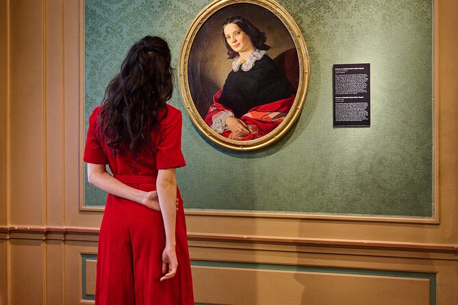 Amsterdam Museum of the Canals Admission Ticket with Audiotour - Garden and changing exhibitions, what to fit in