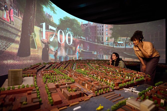 Amsterdam Museum of the Canals Admission Ticket with Audiotour - Your English audiotour flow, from room to room