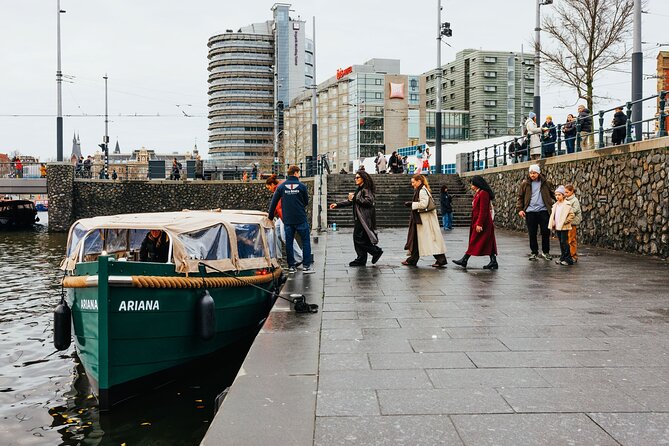 Amsterdam Newest Canal Cruise with local guide and small group - Key things I’d keep on my radar