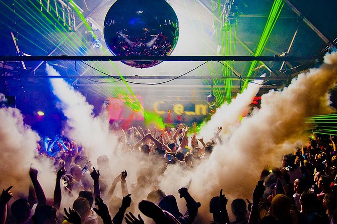 Amsterdam Nightlife Ticket & Canal Cruise - Canal cruise: the calm before the club lights