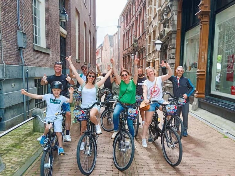 Amsterdam: Off the Beaten Path Bike Tour in French - The Jordaan: old canals, brown cafés, and the feel of a working district