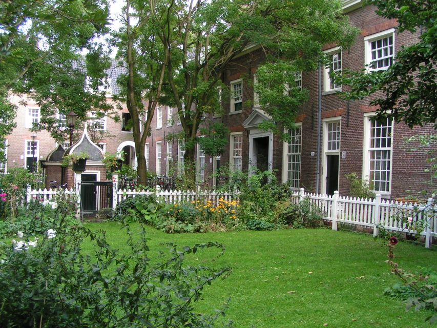 Amsterdam Old City Private Walking Tour - Chinatown and Nieuwmarkt, a Different Amsterdam Story