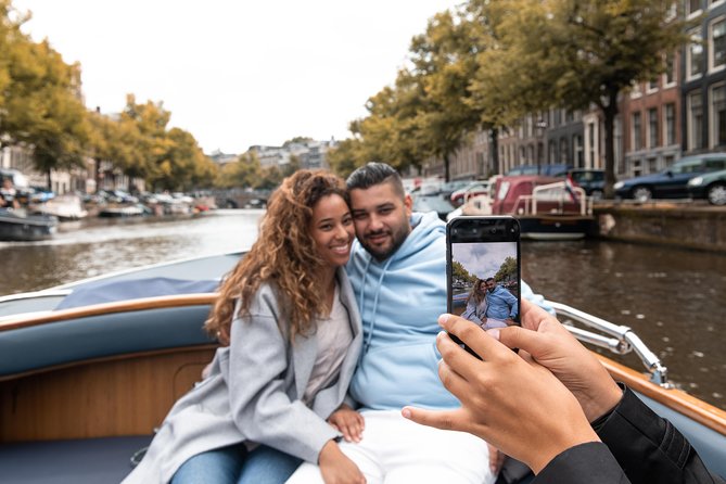 Amsterdam Open Boat Tour with Local Guide - Captain-led narration, and why live guidance feels better
