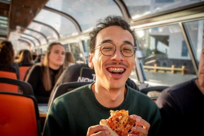 Amsterdam: Pizza Cruise with New York Pizza & Drinks - Key highlights at a glance