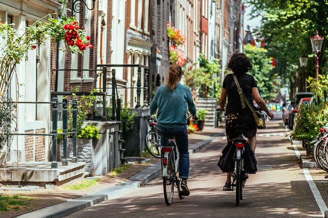 Amsterdam PRIVATE Bike Tour With Locals: Bike & Local Snack Included - Who this private bike tour is best for (and who should choose something else)