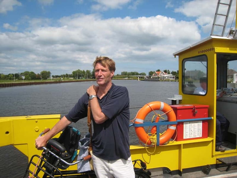 Amsterdam: Private Bike Tour - The Guide Makes or Breaks a Busy-City Bike Ride