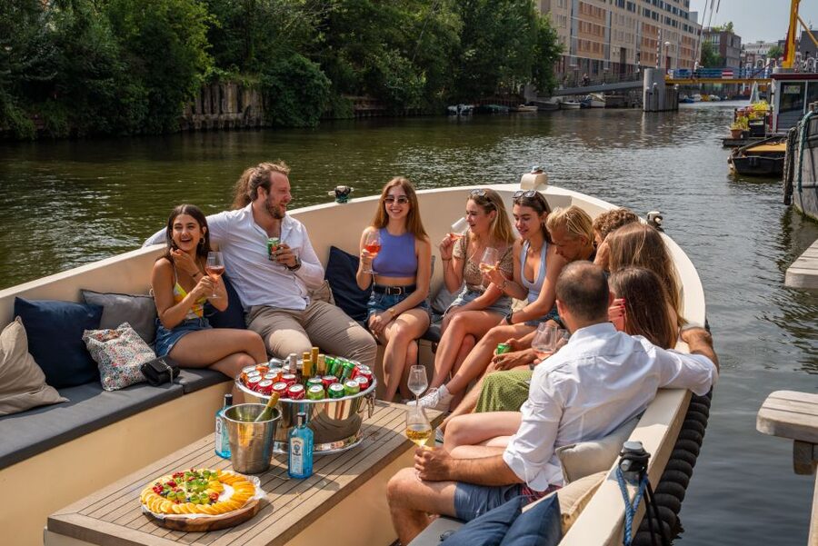 Amsterdam: Private Canal Booze Cruise with Unlimited Drinks - NEMO Science Museum: A Quick, Bright Stop Along the Water