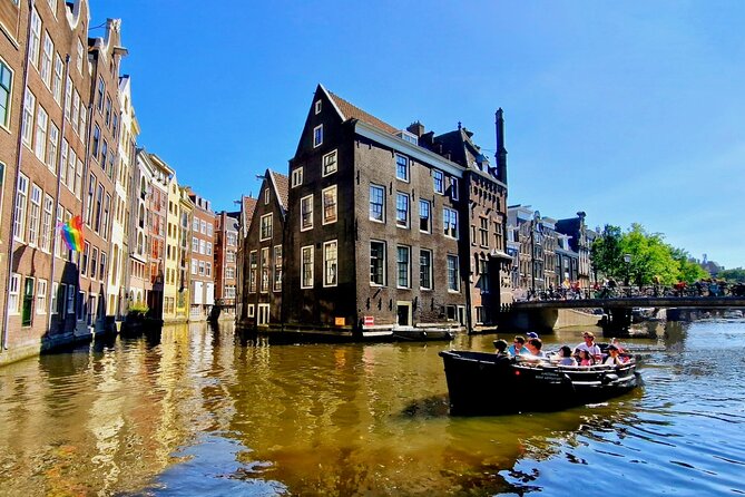 Amsterdam Private Canal Cruise – 90 Minutes through the Old City - How the 90 minutes are paced (and what to expect)