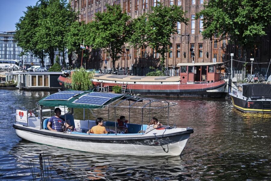Amsterdam: Private Canal Tour - Monet’s painting connection: seeing the art behind the scenery