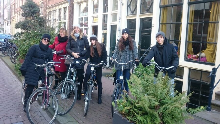 Amsterdam: Private City Bike Tour in italian - Key things that make this tour work