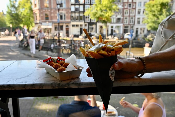 Amsterdam Private Food & Drinks Tour by UNESCO Canals & Jordaan - The sightseeing that actually supports the meals
