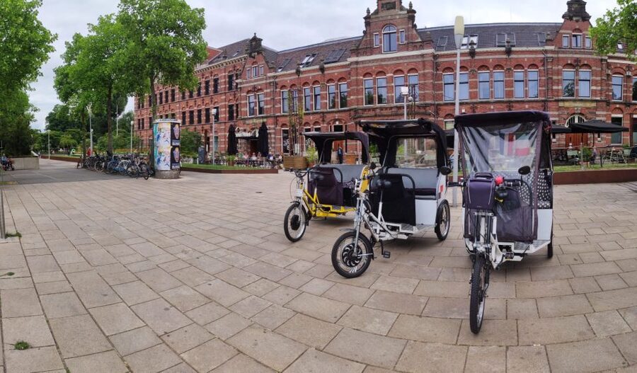 Amsterdam: Private Guided City Tour by Pedicab - The Route You’ll Likely Feel in Your Feet First