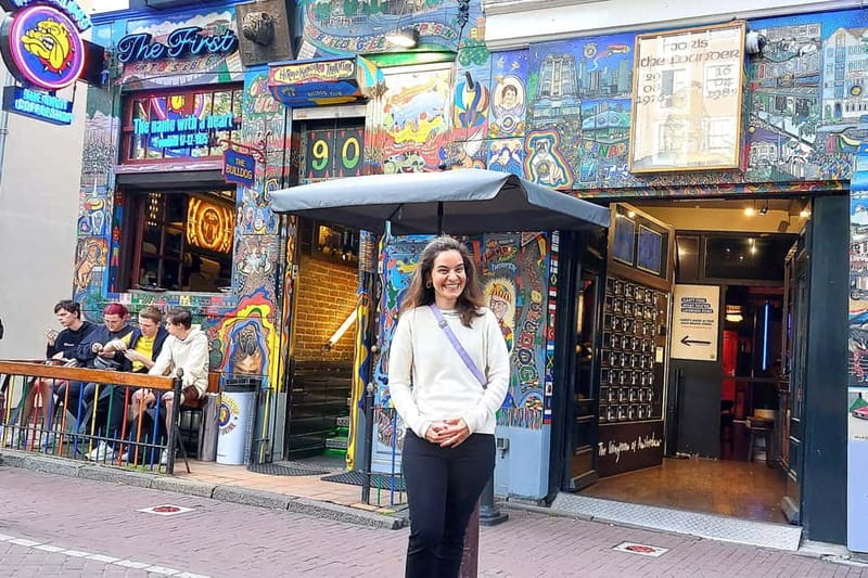 Amsterdam: Private Tour with Local Guide (French or English) - Zeedijk, Binnenstad, and Burgwallen Oude Zijde: the old-town feel without the maze stress