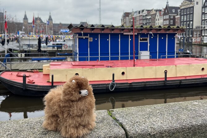 Amsterdam Private Walking & Tasting Tour - Guides, group size, and why the vibe matters as much as the food