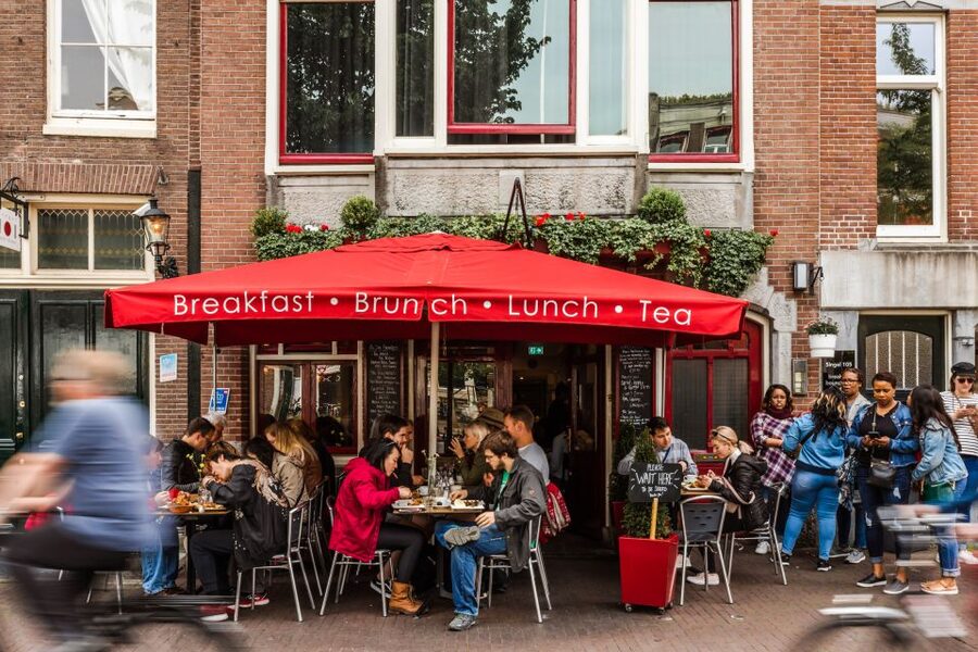 Amsterdam: Private Walking Tour of Jordaan & De 9 Straatjes - Meet at Dam Square and get the Jordaan plan