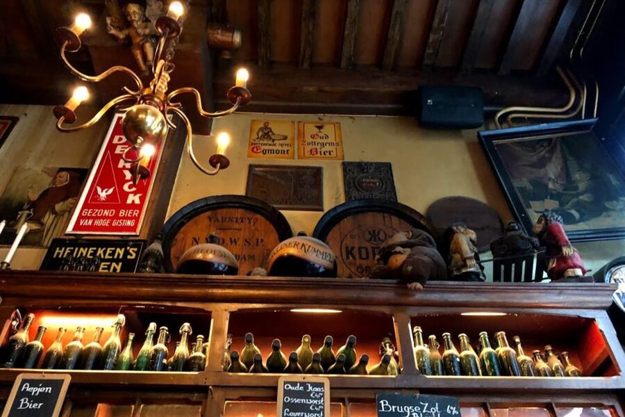 Amsterdam: Red Light District 1-hour Smartphone Audio Tour - Ons’ Lieve Heer op Solder: the clandestine chapel angle