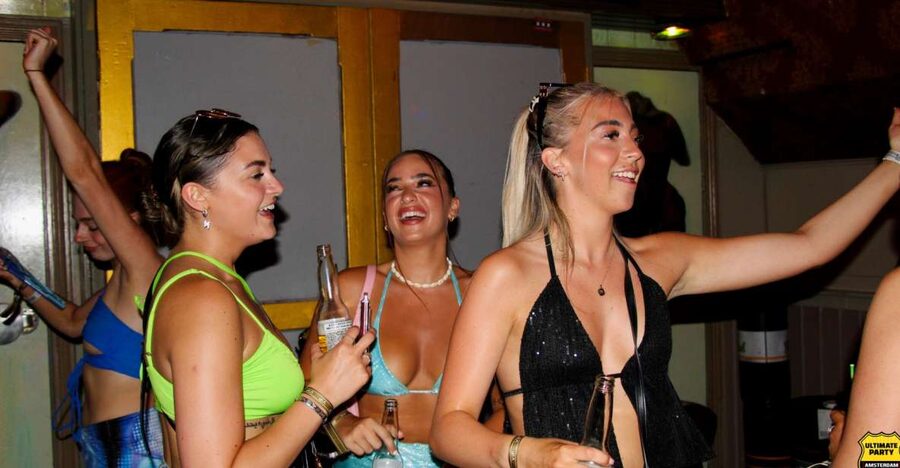 Amsterdam: Red Light District Pub Crawl with Unlimited Shots - Why the Red Light District Pub Crawl Feels Like a Shortcut to Fun