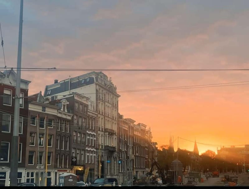 Amsterdam: Red Light District Tour in German/English for groups of 4 or more - What Sandro covers that actually helps you understand