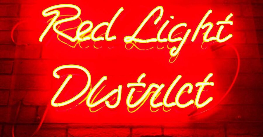 Amsterdam: Red Light District walking tour - Key Highlights You Will Actually Notice