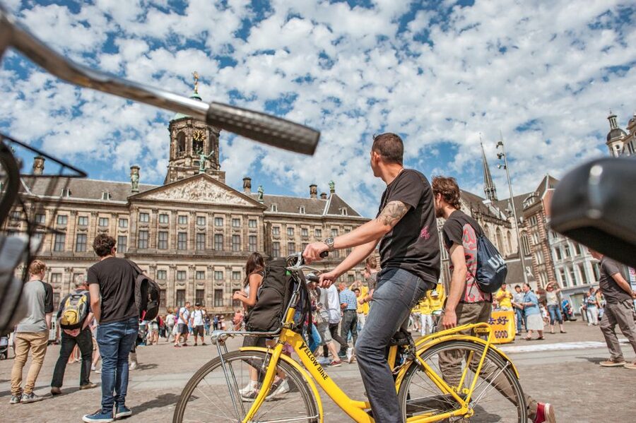 Amsterdam: Relaxed City Highlights Guided Bike Tour - Jordaan Quarter at a Leisured Bike Pace