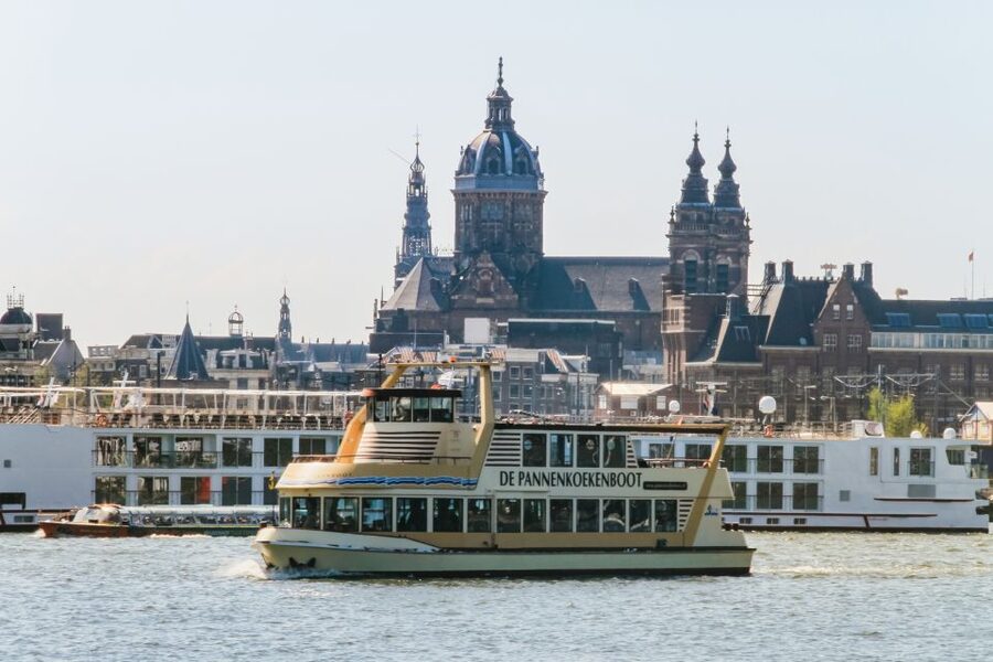 Amsterdam: River Cruise With All-You-Can-Eat Dutch Pancakes - What happens during the 75 minutes on the water