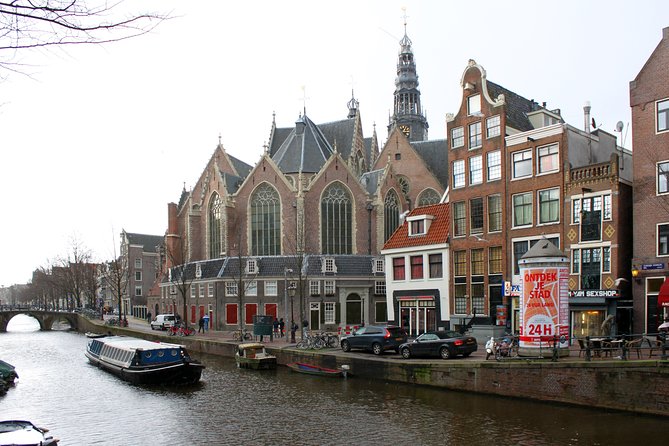 Amsterdam's Red Light District: A Self-Guided Audio Tour - Tech that matters: automatic GPS audio and offline maps