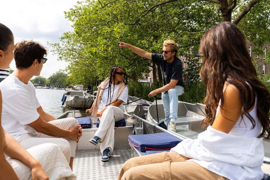 Amsterdam: Sail Yourself with a 2 Hour Boat Rental - Self-Drive Electric Boats: Freedom Without the License