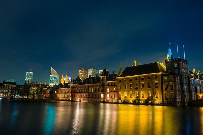 Amsterdam & Schiphol Airport to The Hague Private Transfer - Meeting your chauffeur at Schiphol, with a name sign