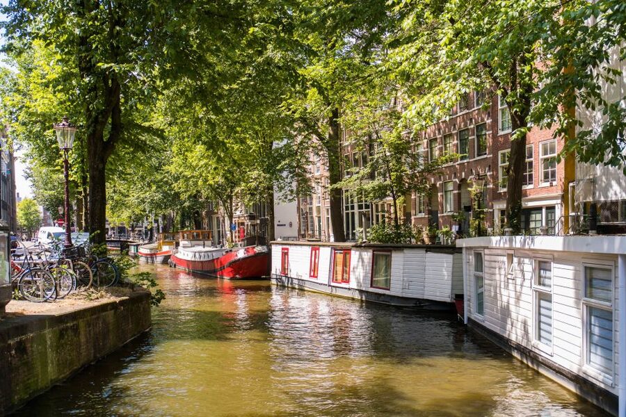 Amsterdam: Semi-Open Canal Boat Cruise - Who This Cruise Suits Best, and Who Might Be Disappointed