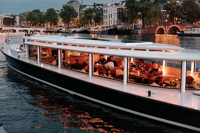 Amsterdam Small-Group Evening Canal Cruise Including Wine, Craft Beer, Cheese - Boat Comfort, Small-Group Size, and the Mood You’ll Get