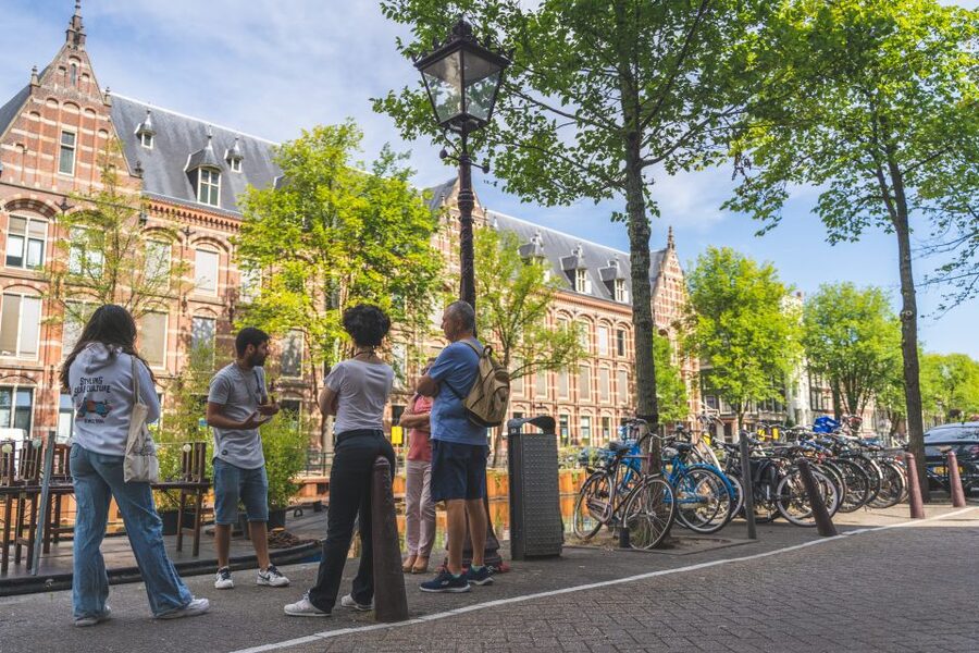Amsterdam Small-Group Walking Tour - Zuiderkerk Photo Stop: A Familiar Landmark, Used the Right Way