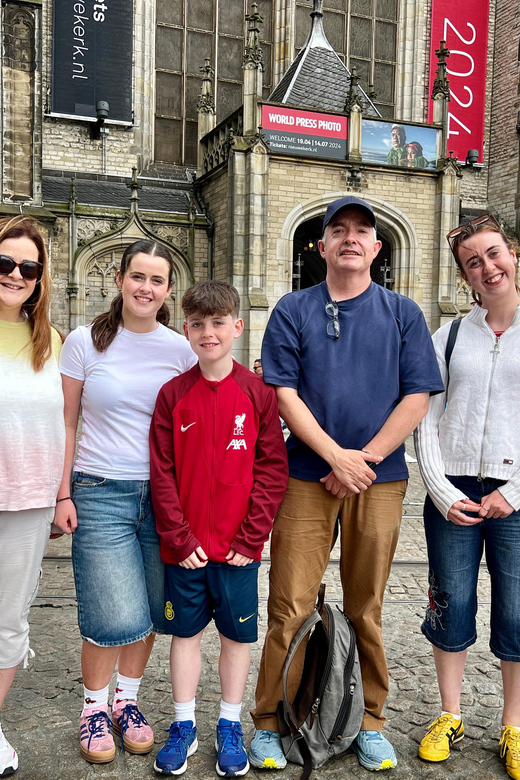 Amsterdam: Small Group Walking Tour with Fun Guide - National Monument Meet-Up: Find David Fast