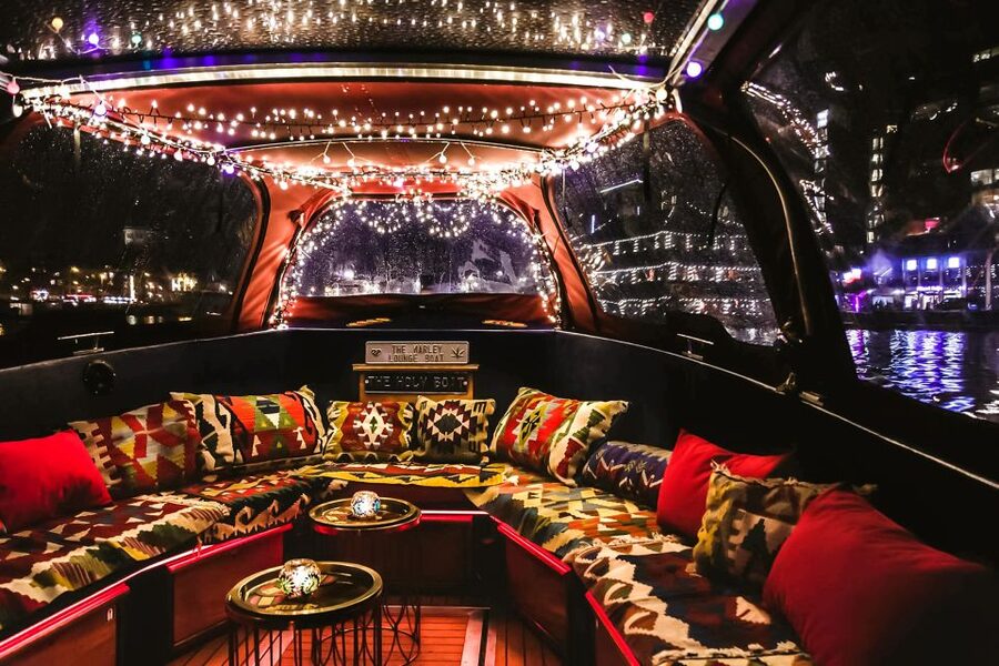 Amsterdam: Smoke and Lounge City Boat Cruise - FAQ