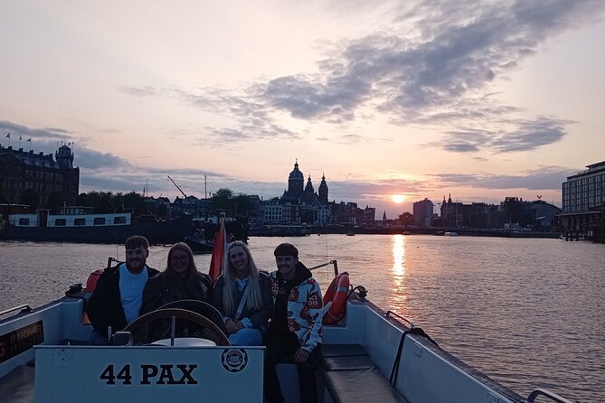 Amsterdam: Smoke Friendly Cruise - Value Check: Why This Hour Makes Sense
