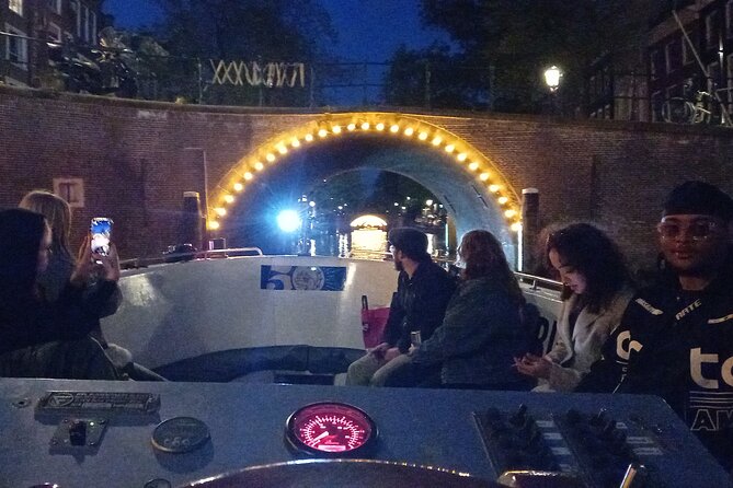 Amsterdam: Smoke Friendly Cruise - Who This Amsterdam Smokeboat Is Best For