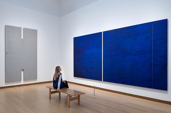 Amsterdam: Stedelijk Museum (Private Tour with Art Historian) - Value, timing, and how the 1 hour 30 minutes plays out