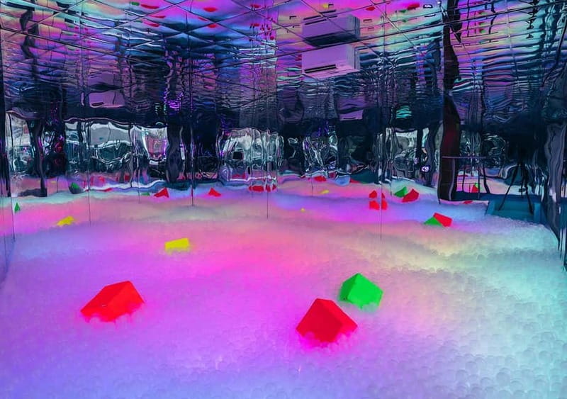 Amsterdam: The All Out - No.1 Activity Bar - Best for: groups, parties, and rainy-day plans