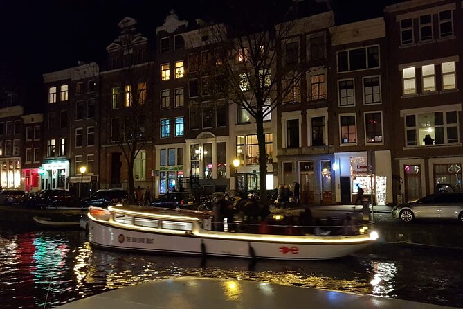 Amsterdam The Bulldog Boat Smoke Friendly Cruise + 2 drinks - Key things to know before you go